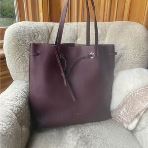 Furla Brown Leather Tote Bag with Structured Design